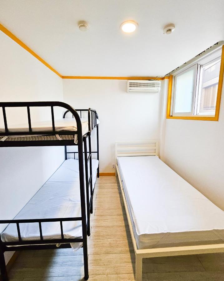 Travelers A Korea Hostel Seoul Exterior photo