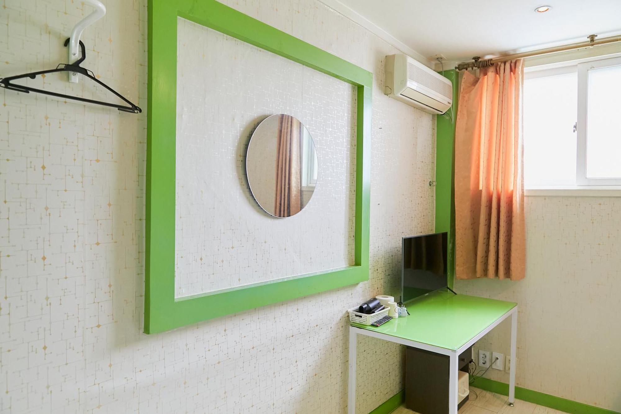 Travelers A Korea Hostel Seoul Exterior photo